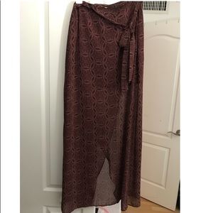 Maxi skirt